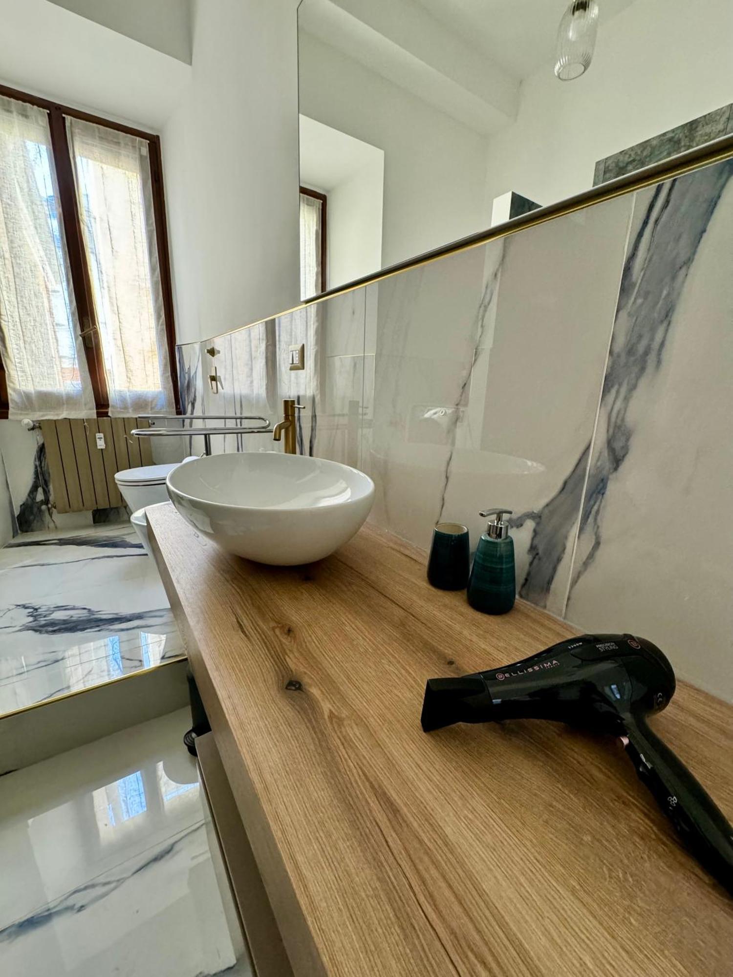 Suite Boutique Moscova Milan Exterior photo